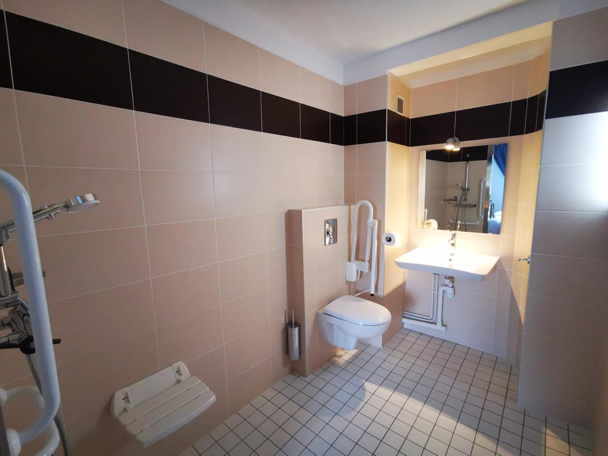 Anais Hotel Bourges Nord Saint-Doulchard Экстерьер фото
